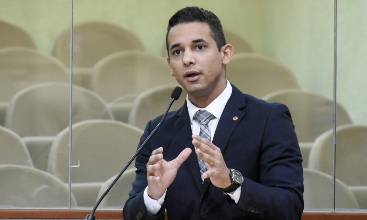 Temor de efeitos da pandemia leva deputado Allyson a pedir informações oficiais