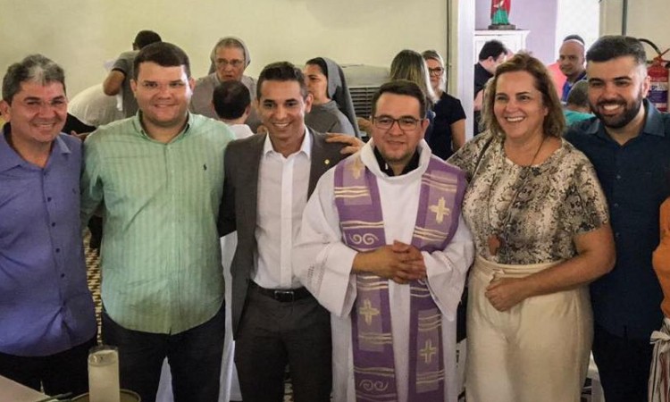 Deputado Allyson prestigia aniversário de 119 anos do Diocesano e 10 anos da Faculdade Católica do RN